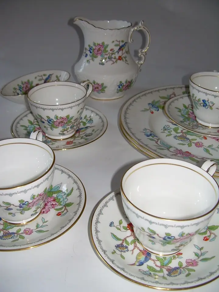 Tea set Aynsley Pembrooke
