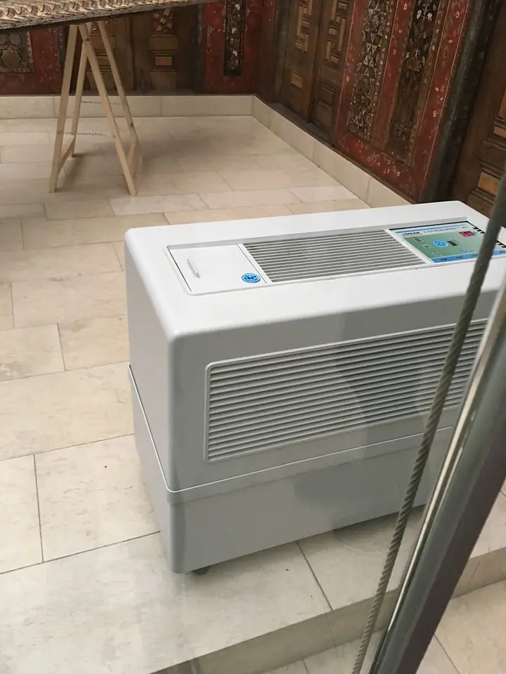 Aleppo Room dehumidifier, Pergamon Museum, Berlin