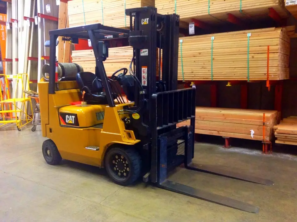 Counterbalance forklift truck