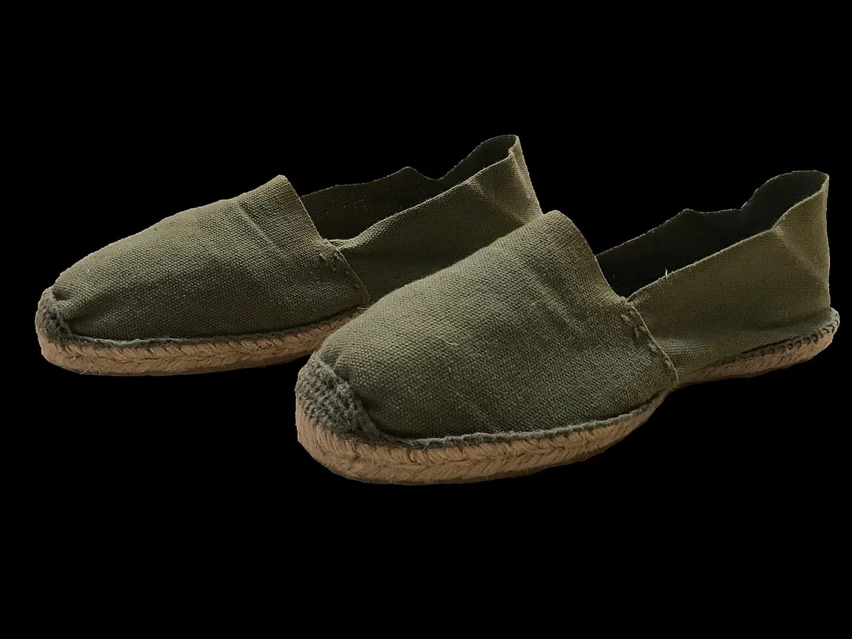 Olive green canvas espadrilles with jute soles